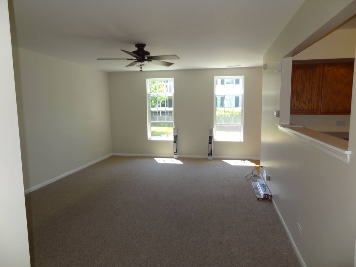 Condo for rent at 729 Serendipity Dr, Aurora, IL 60504