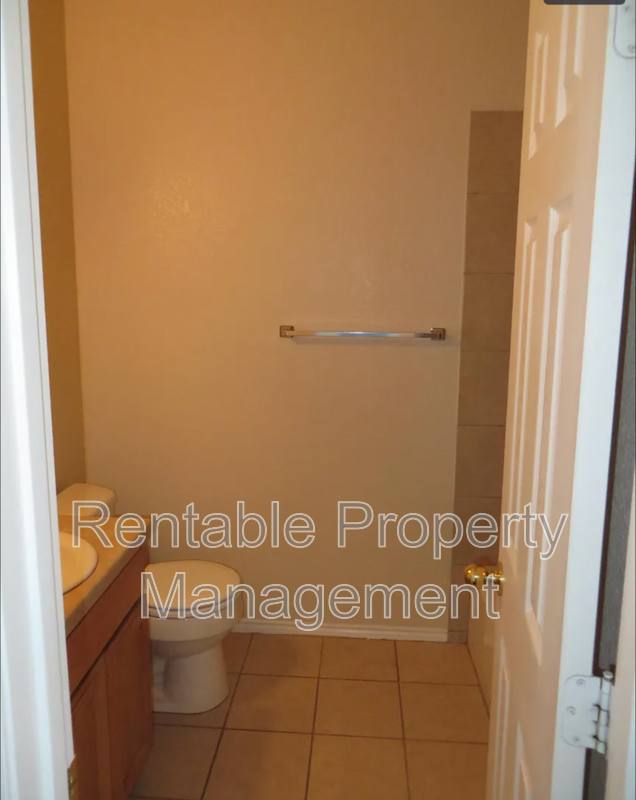 House for rent at 109 Collett Court, Weatherford, TX 76088