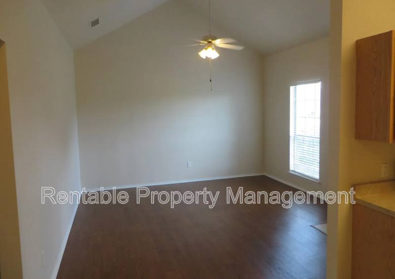 House for rent at 109 Collett Court, Weatherford, TX 76088