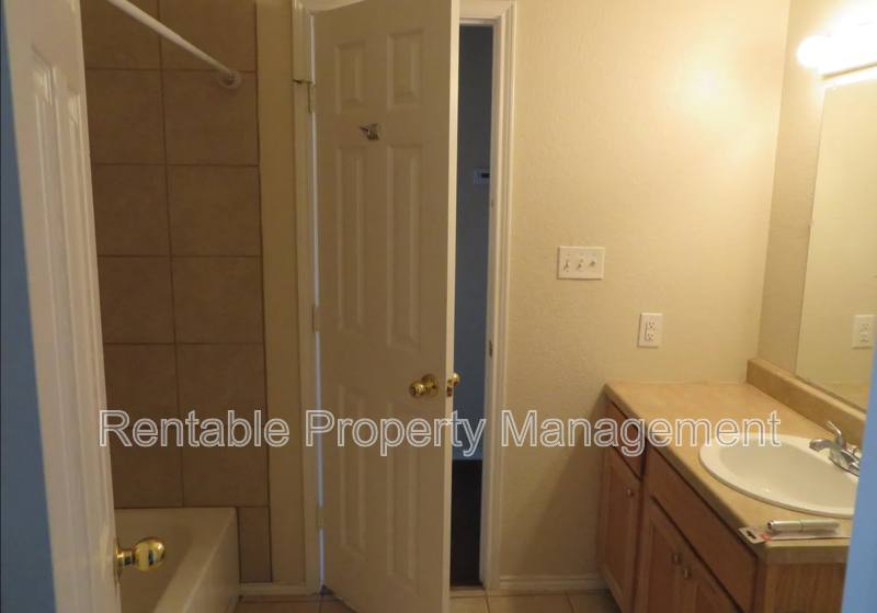 House for rent at 109 Collett Court, Weatherford, TX 76088