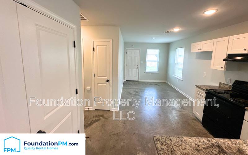 House for rent at 2504 Sl Henry St, West Memphis, AR 72301
