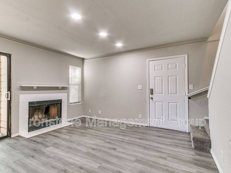 House for rent at 1113 W Fulton St, Broken Arrow, OK 74012