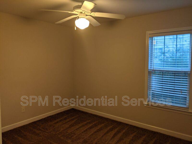 House for rent at 514 Foxwood Lane, Wilmington, NC 28409