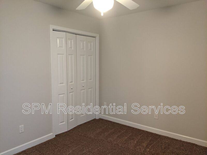House for rent at 514 Foxwood Lane, Wilmington, NC 28409