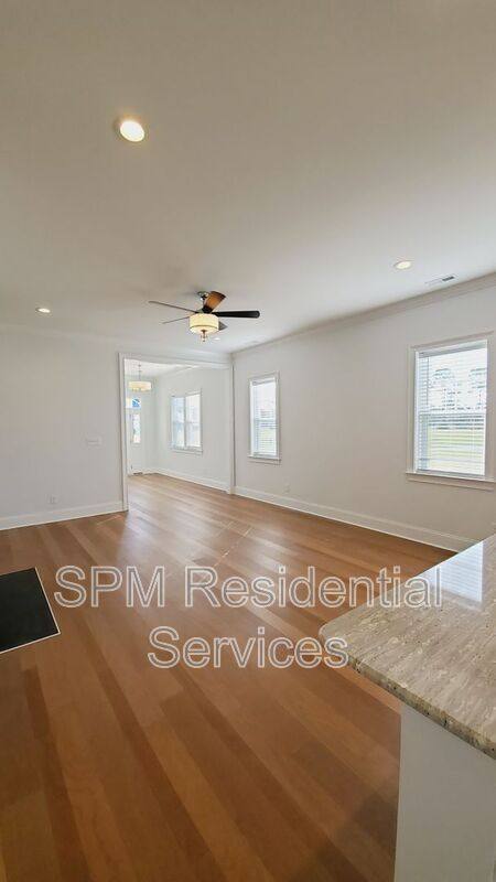 House for rent at 178 Spicer Lake Dr, Holly Ridge, NC 28445