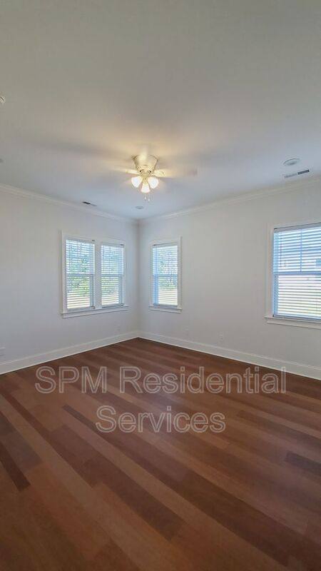House for rent at 178 Spicer Lake Dr, Holly Ridge, NC 28445