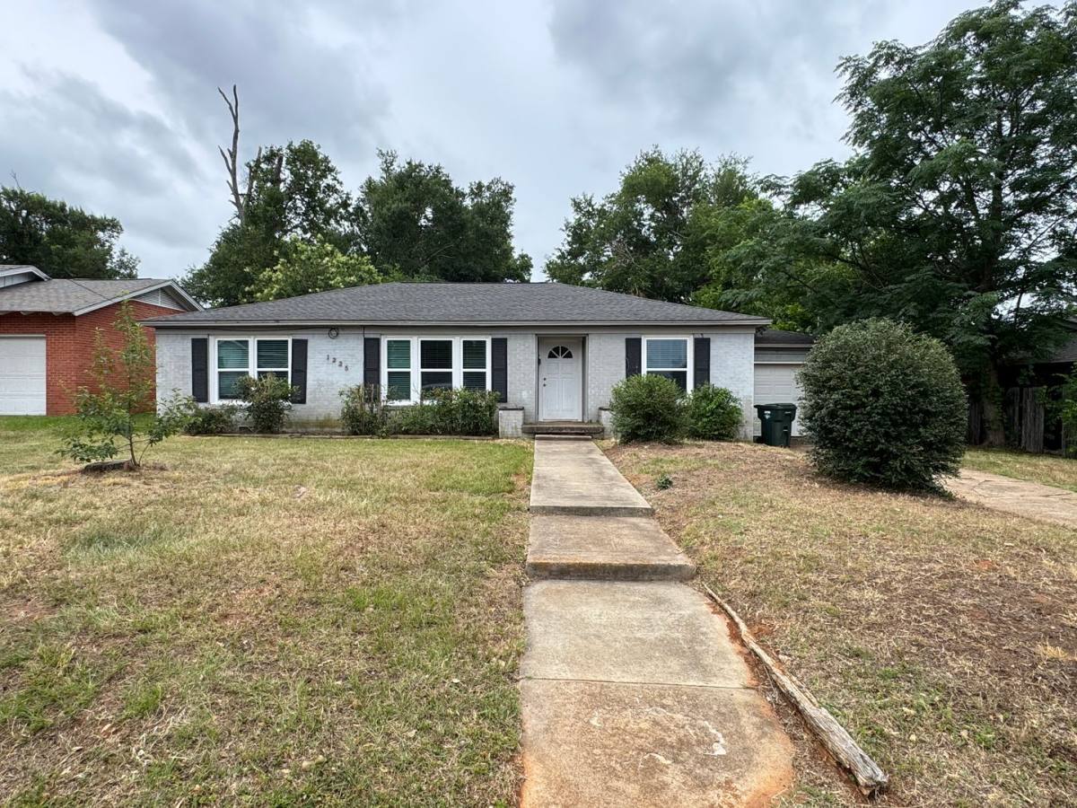 House for rent at 1225 San Antonio, Tyler, TX 75701