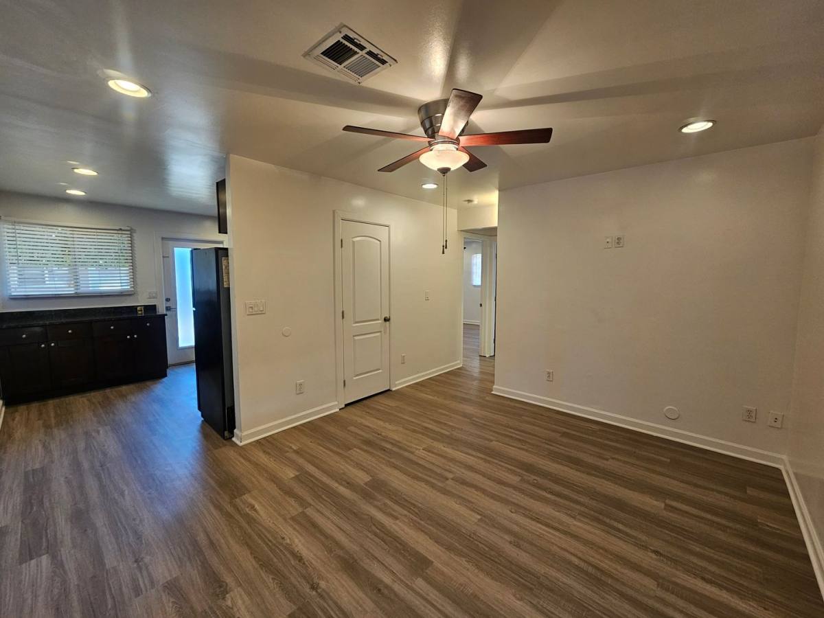 Apartment for rent at 3015 N 22nd St, Phoenix, AZ 85016