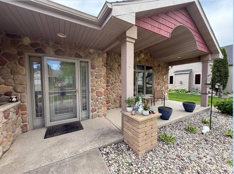 House for rent at 4363 Memorial Circle, Windsor, WI 53598