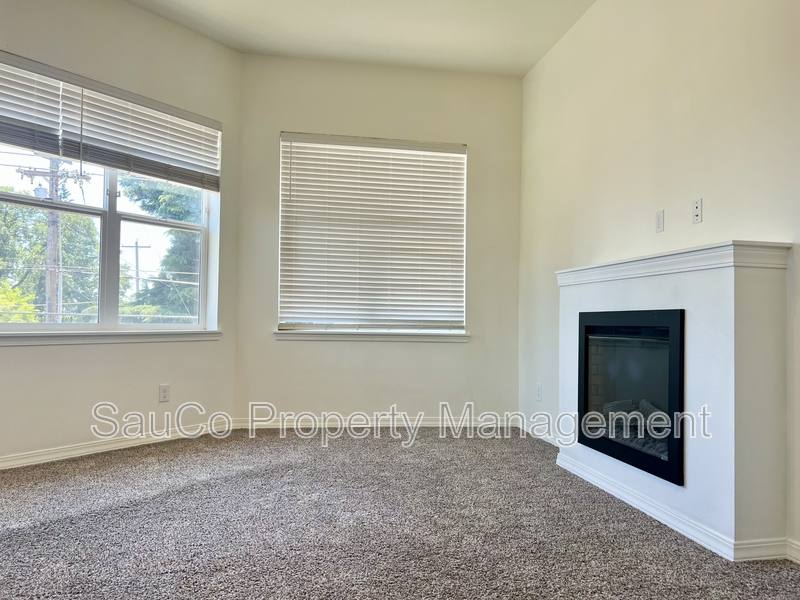 Apartment for rent at 33763 E Columbia Ave #16, Scappoose, OR 97056
