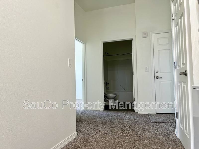 Apartment for rent at 33763 E Columbia Ave #16, Scappoose, OR 97056