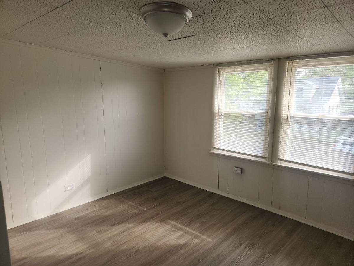 Apartment for rent at 1122 Larchmont Ave, Louisville, KY 40215