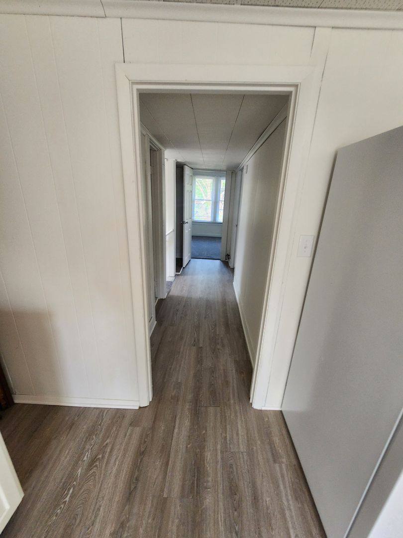 Apartment for rent at 1122 Larchmont Ave, Louisville, KY 40215