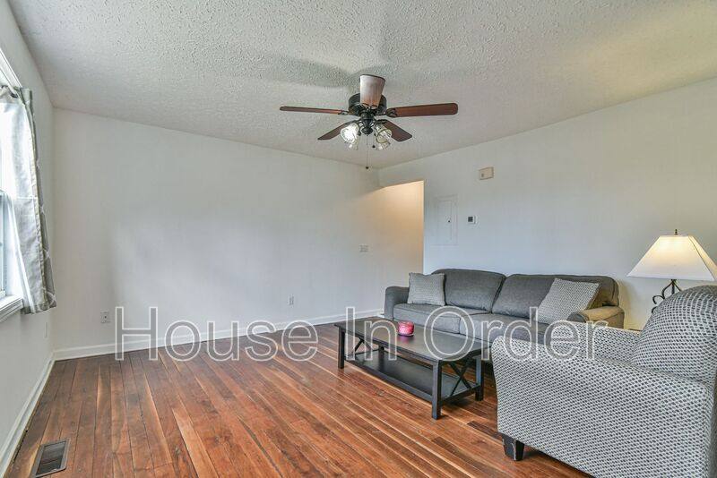 Townhouse for rent at 580 Fairview Rd #B, Asheville, NC 28803