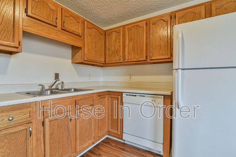 Townhouse for rent at 580 Fairview Rd #B, Asheville, NC 28803