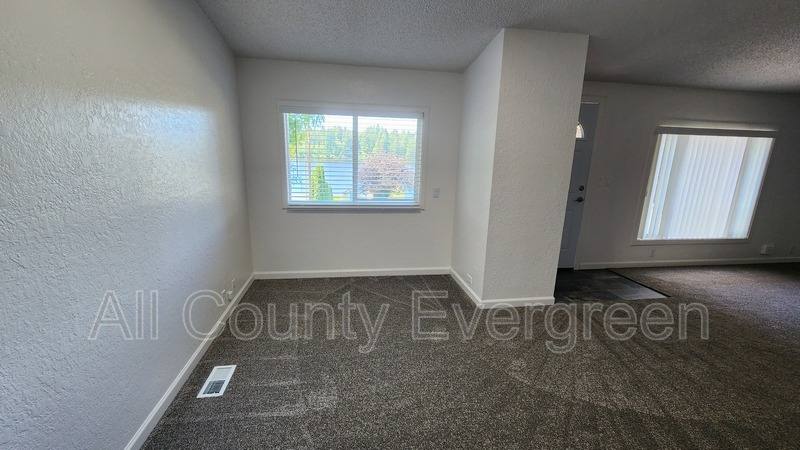 House for rent at 33425 Benbow Dr E, Graham, WA 98338