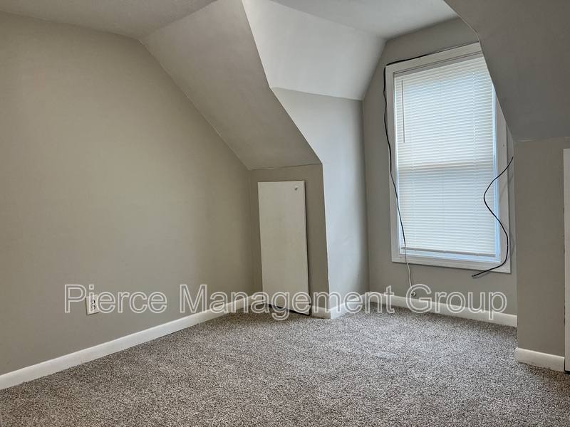 Apartment for rent at 308 Bartlett St #3, Manchester, NH 03102
