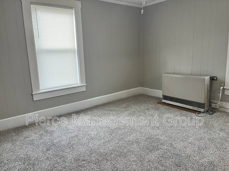 Apartment for rent at 308 Bartlett St #3, Manchester, NH 03102