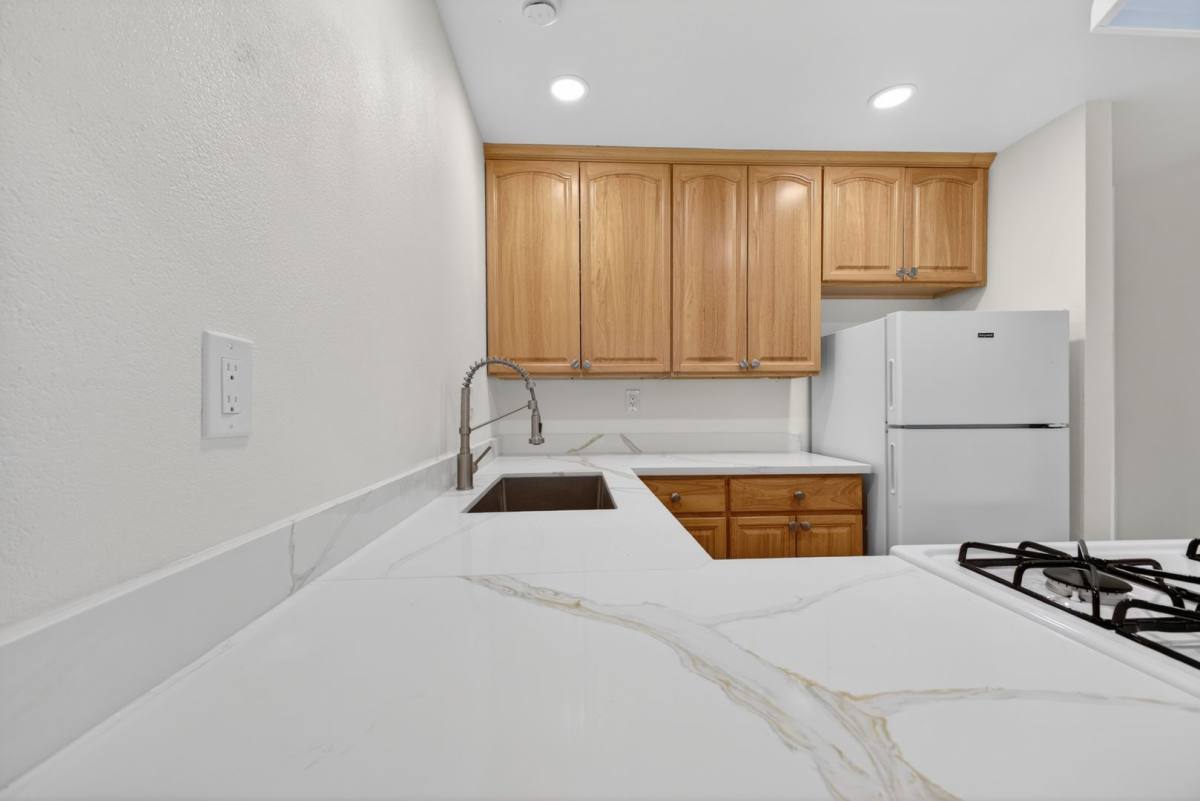Townhouse for rent at 1116 Cortez St, Salinas, CA 93905