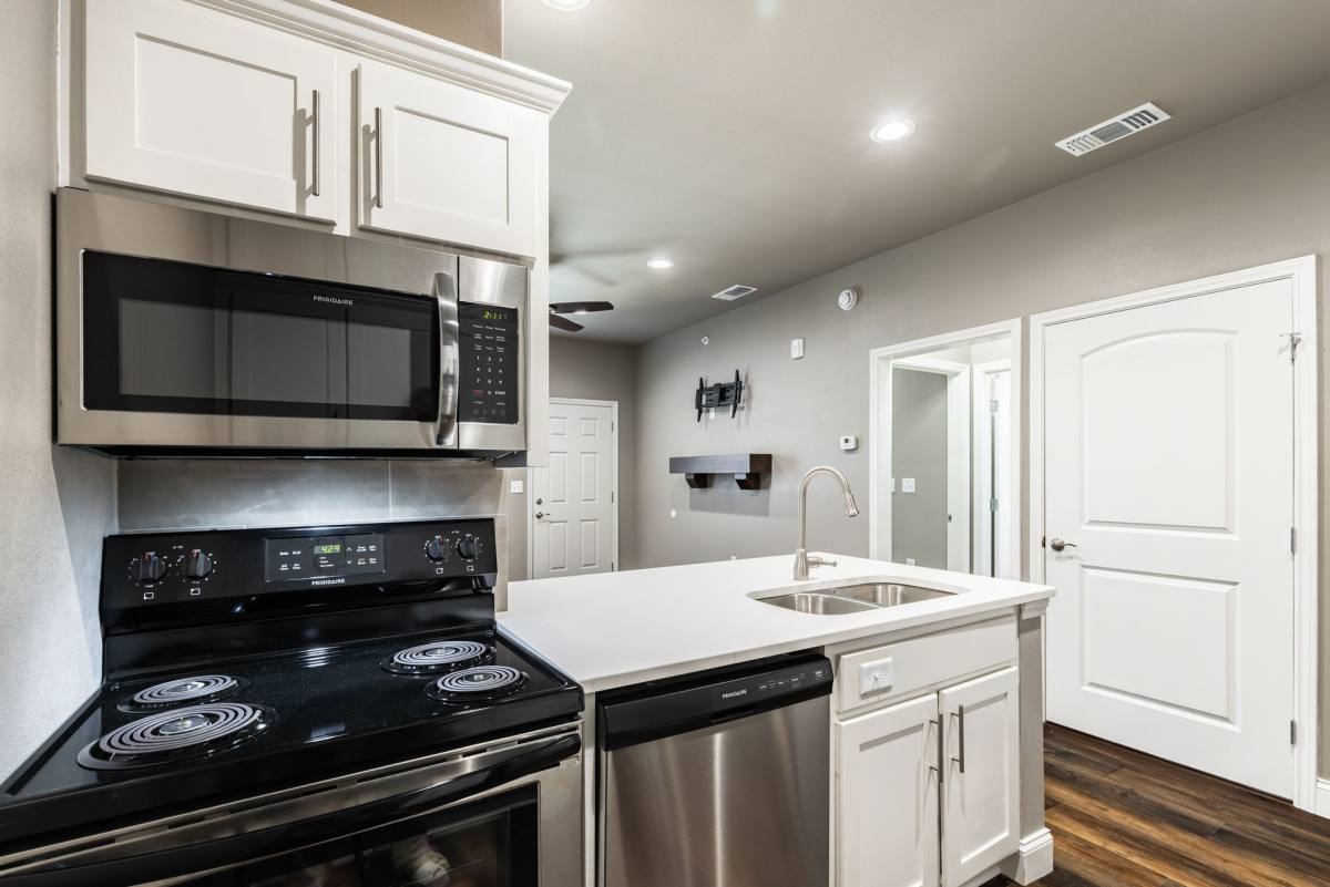 Apartment for rent at 2409 Bois D Arcade, Commerce, TX 75428
