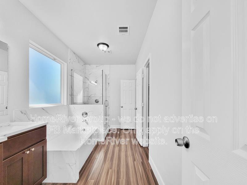 House for rent at 8135 Chateau St, Houston, TX 77028