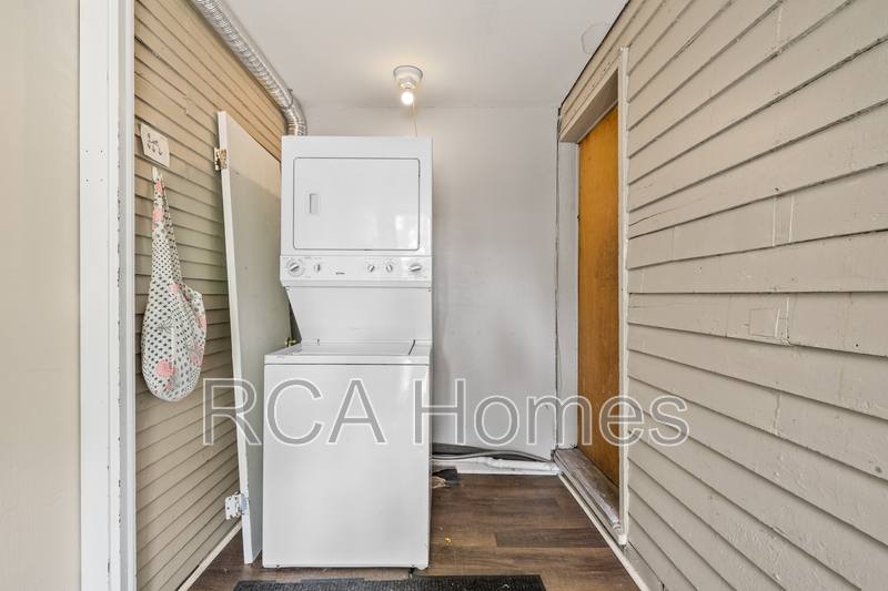 Apartment for rent at 906 Laurel St #2, Indianapolis, IN 46203