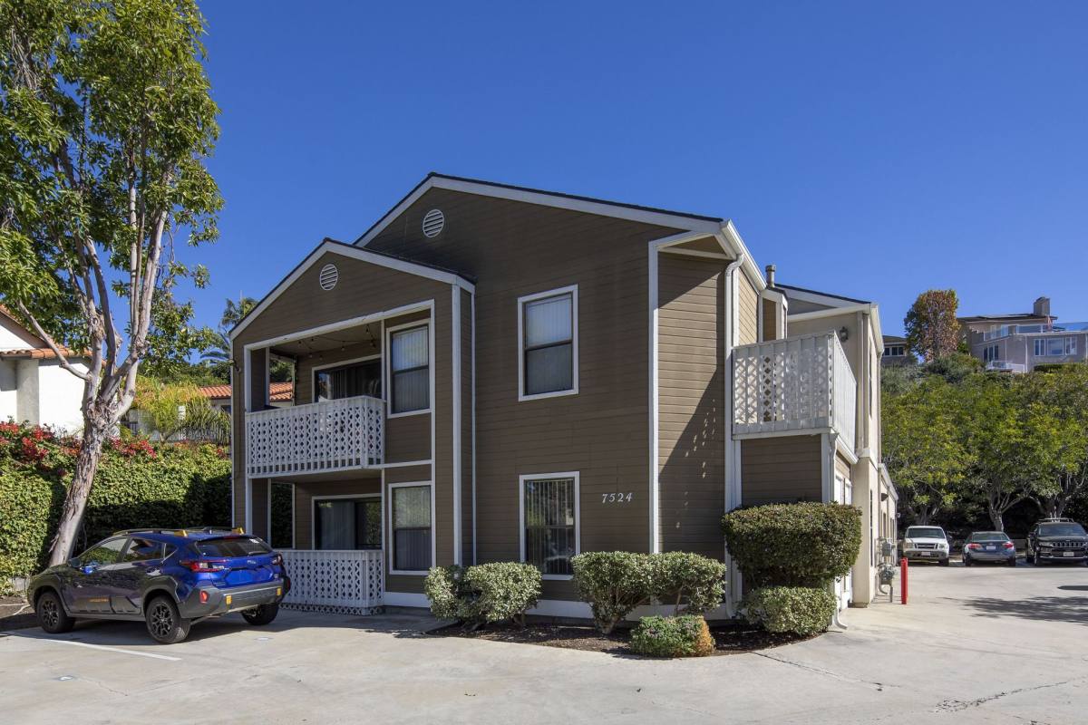 Apartment for rent at 7520 Gibraltar St, Carlsbad, CA 92009