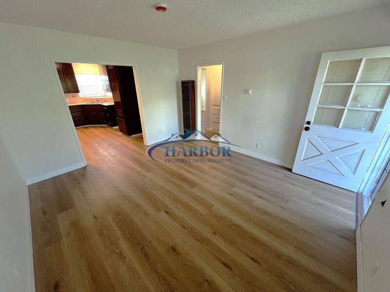 House for rent at 10019 Felton Ave, Inglewood, CA 90304