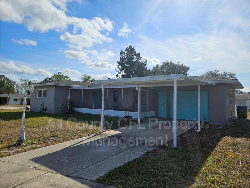 House for rent at 1699 Weybridge St, Deltona, FL 32725