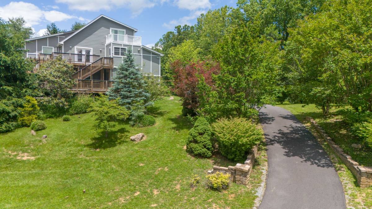 House for rent at 440 Aurora Lane, Christiansburg, VA 24073