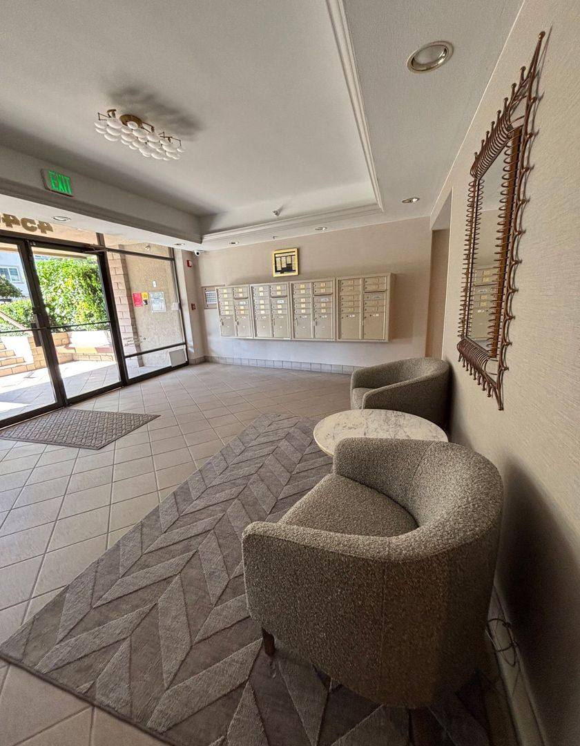 Apartment for rent at 4540 Natick Ave, Sherman Oaks, CA 91403