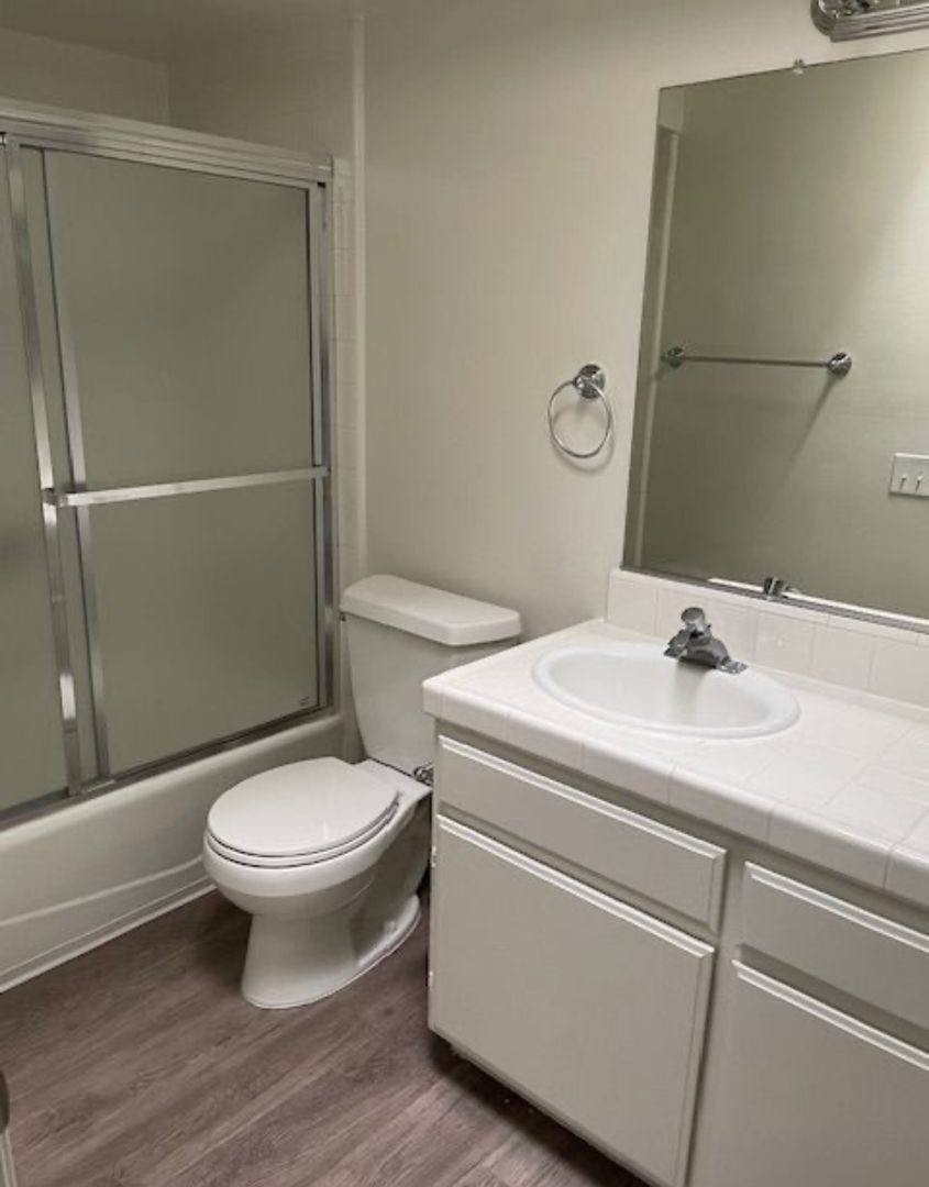 Apartment for rent at 4540 Natick Ave, Sherman Oaks, CA 91403
