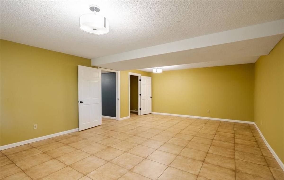 House for rent at 25 Madison Ave, Washington, MO 63090