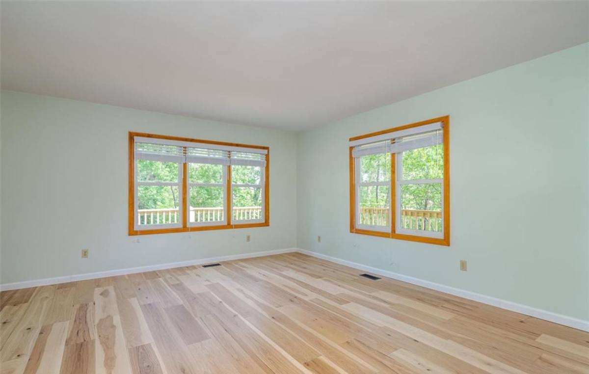 House for rent at 25 Madison Ave, Washington, MO 63090