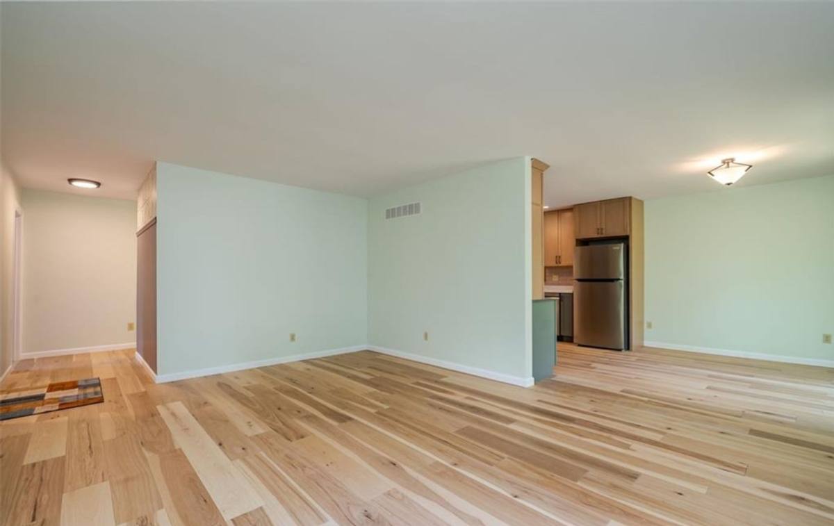 House for rent at 25 Madison Ave, Washington, MO 63090