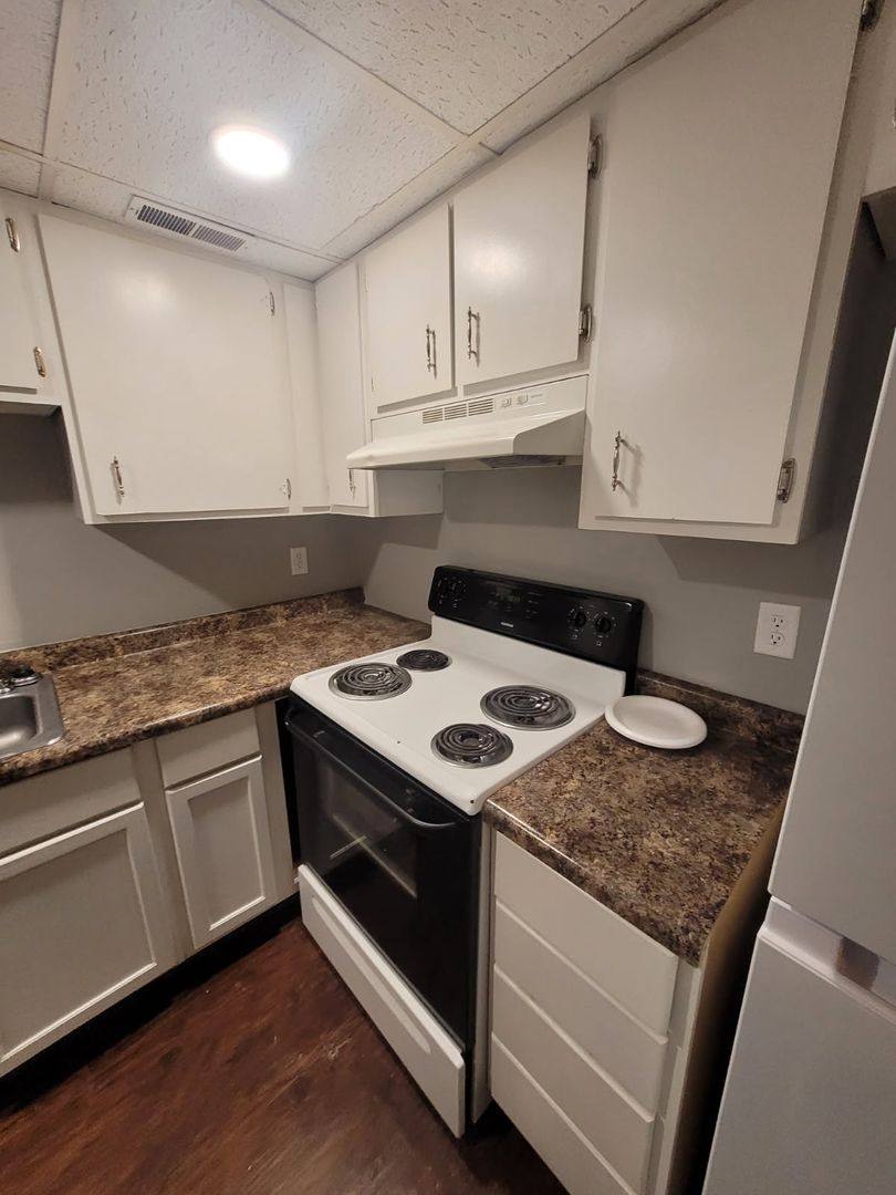 Apartment for rent at 1435 N Columbus St, Lancaster, OH 43130