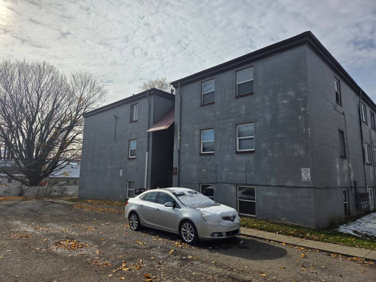 Apartment for rent at 1435 N Columbus St, Lancaster, OH 43130