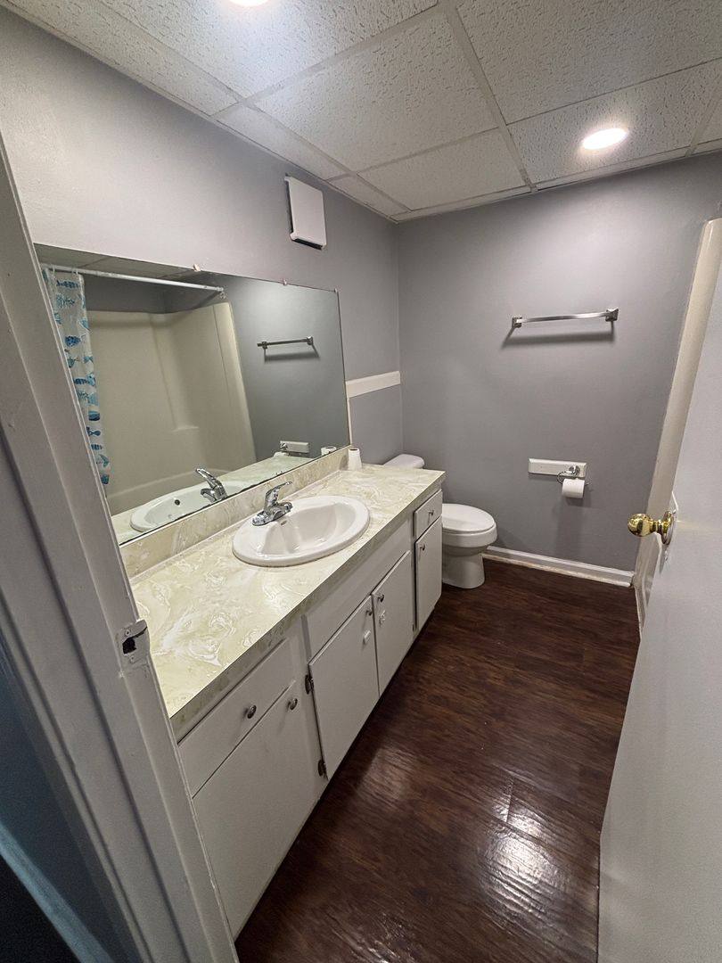 Apartment for rent at 1435 N Columbus St, Lancaster, OH 43130
