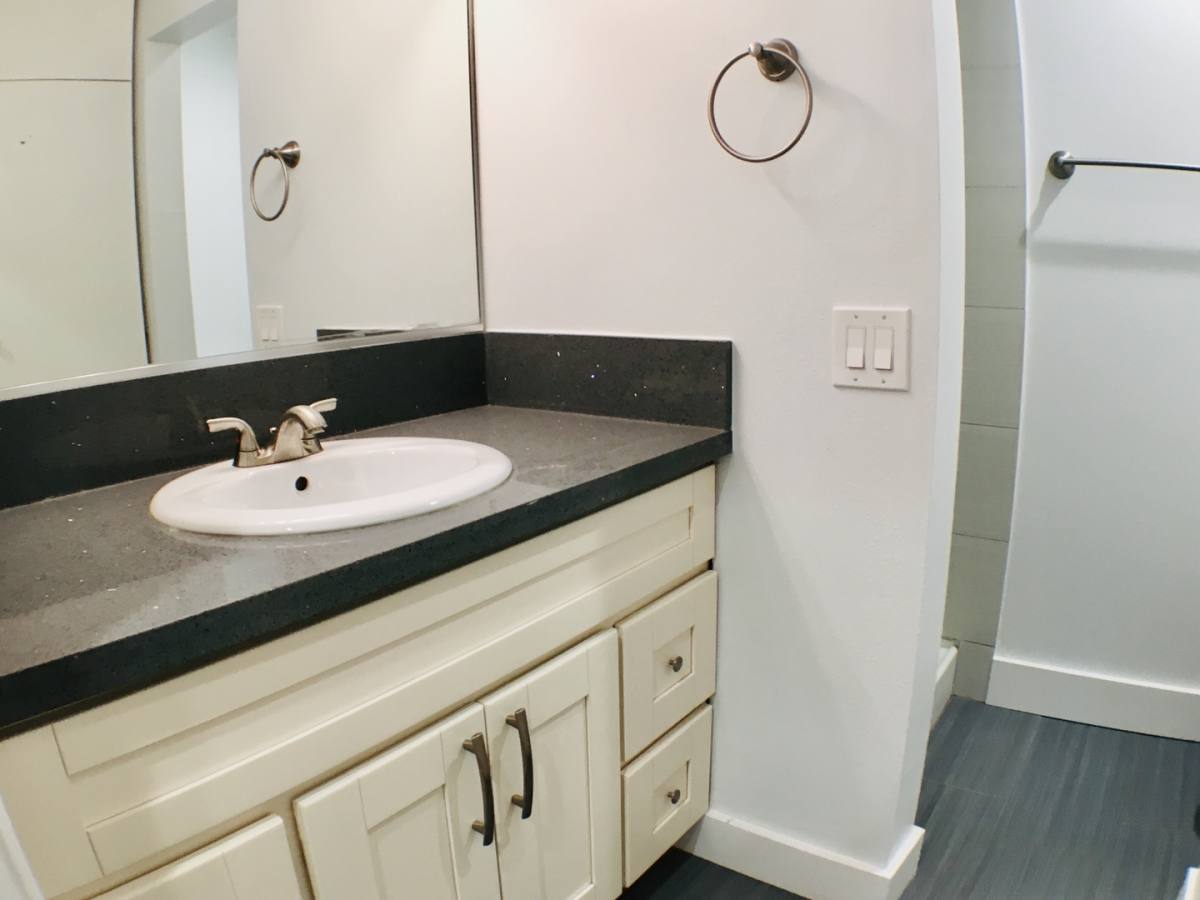 House for rent at 10751 Wilshire Blvd, Los Angeles, CA 90024