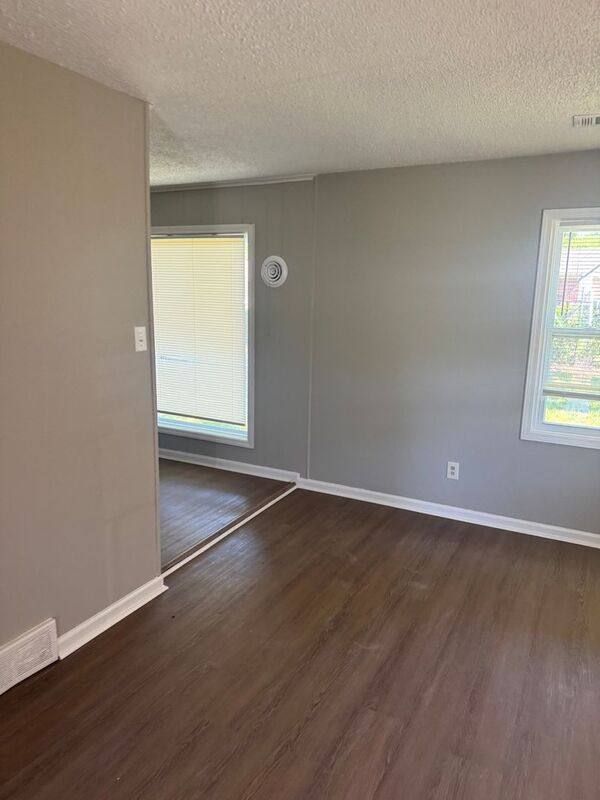 House for rent at 815 Alida Ave, Memphis, TN 38106