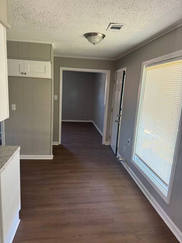 House for rent at 815 Alida Ave, Memphis, TN 38106