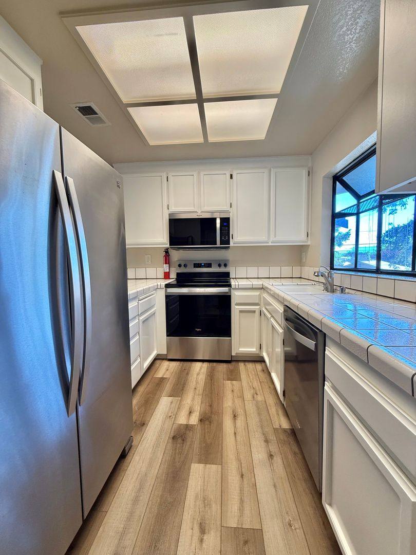 Condo for rent at 1400 Bowe Ave, Santa Clara, CA 95051