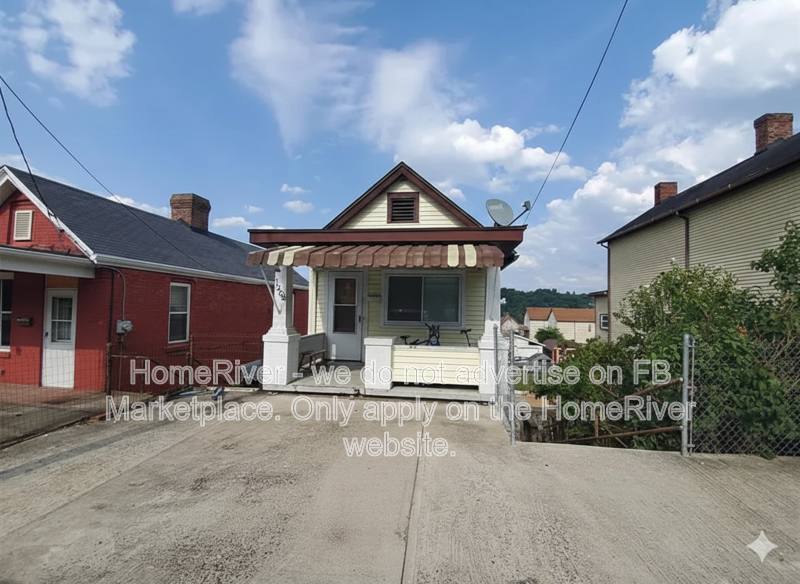 House for rent at 1204 Lower Meadow Ave, Charleroi, PA 15022