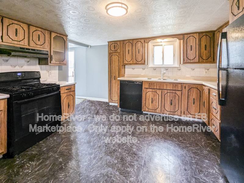 House for rent at 1204 Lower Meadow Ave, Charleroi, PA 15022