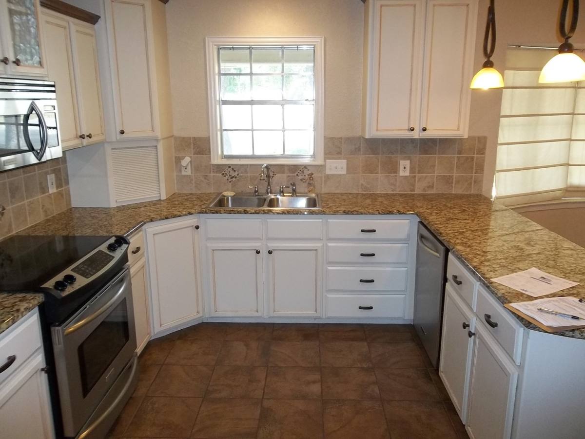 House for rent at 607 E 27th Ave, Belton, TX 76513