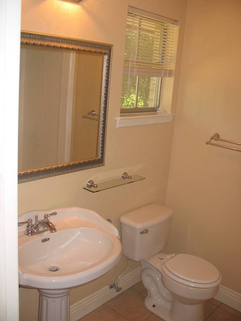 House for rent at 607 E 27th Ave, Belton, TX 76513
