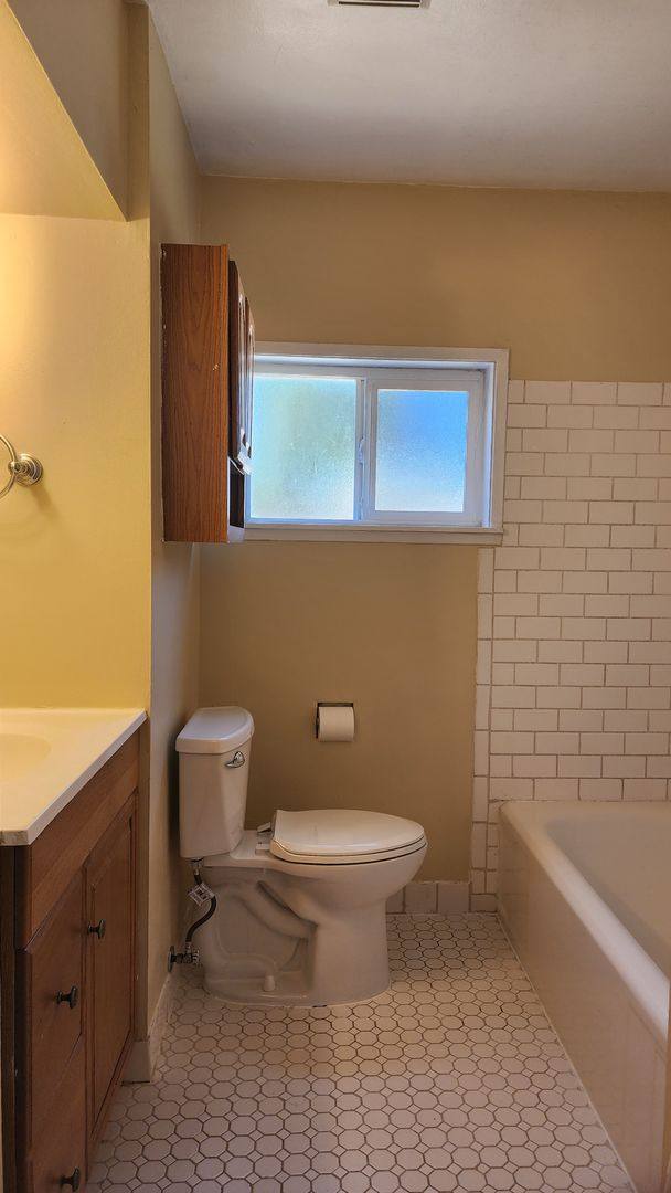 House for rent at 1044 S Oxford St, Tacoma, WA 98465