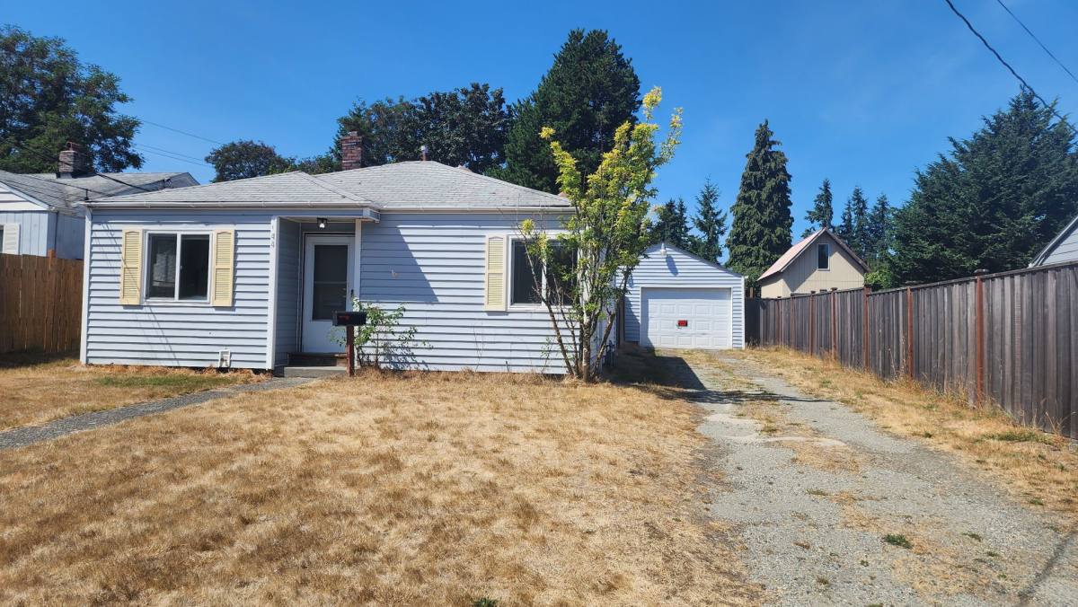 House for rent at 1044 S Oxford St, Tacoma, WA 98465