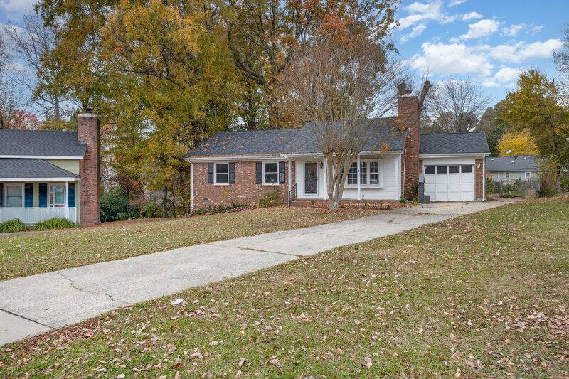 House for rent at 8503 Beechbrooke Rd, Charlotte, NC 28227