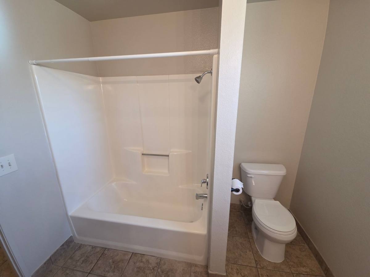 Apartment for rent at 1310 Olson Dr, Gustine, CA 95322